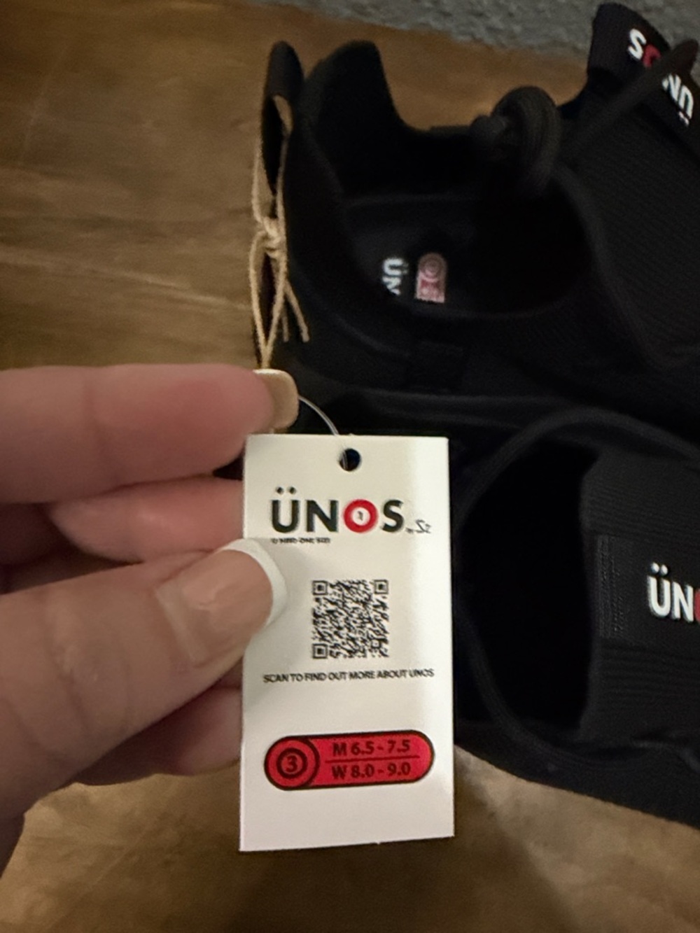 UNOS Black Knit Athletic Sneakers size 3 NEW - Picture 4 of 8